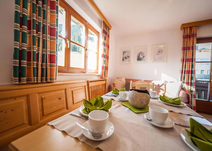 Pistenblick Apartment *